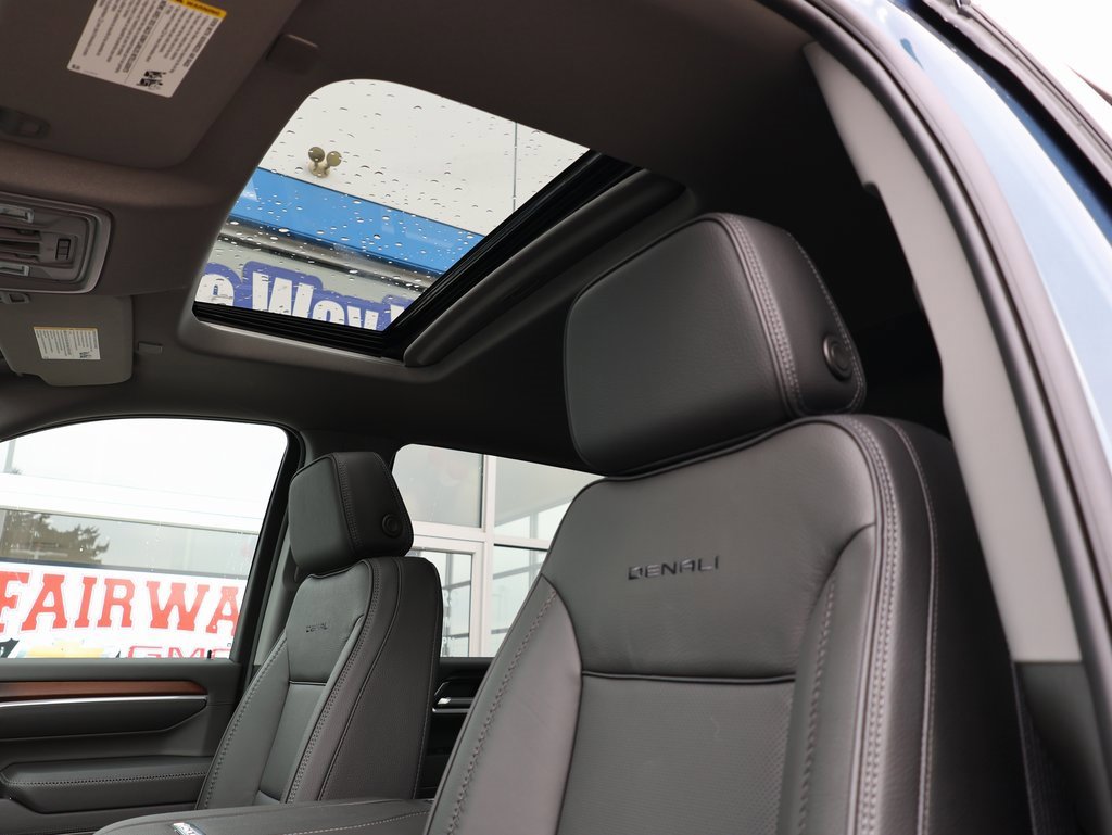 New 2025 GMC Sierra 2500 Denali w/ Denali Reserve Package image 25