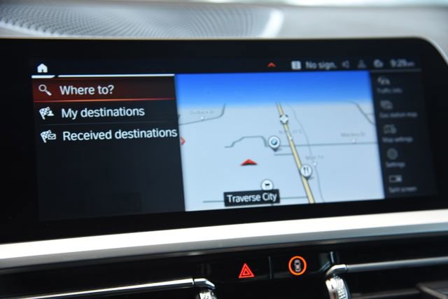 Used 2020 BMW 330i xDrive Sedan w/ Premium Package image 28