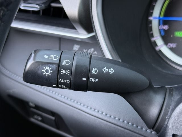 Used 2023 Toyota Highlander XLE FWD image 23