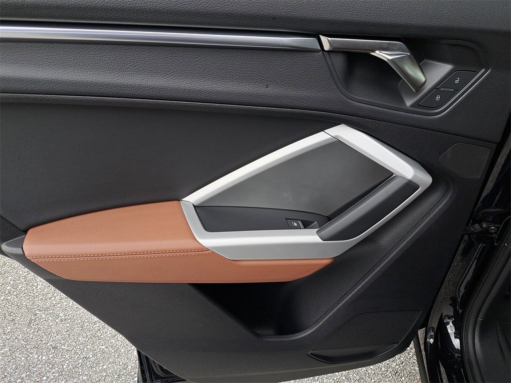 Certified 2024 Audi Q3 2.0T Premium Plus w/ Premium Plus Package image 29