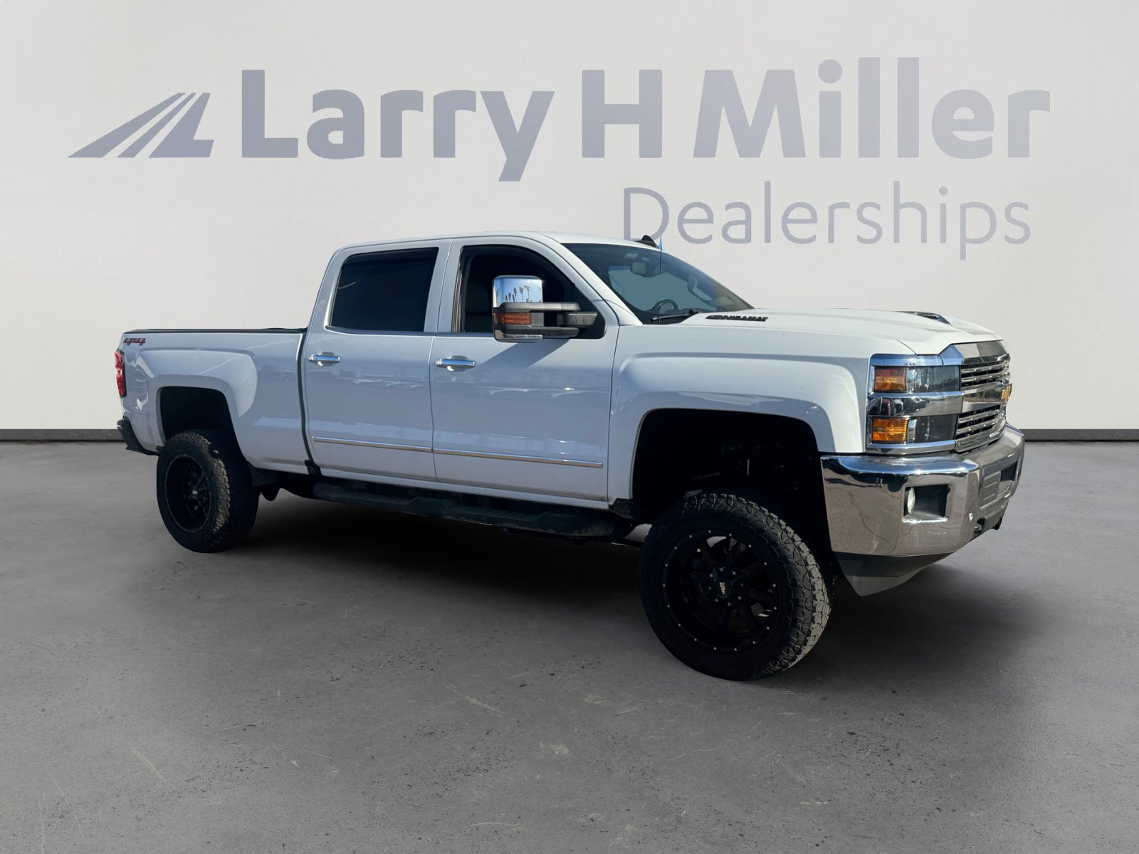 Used 2018 Chevrolet Silverado 2500 LTZ w/ Duramax Plus Package image 7