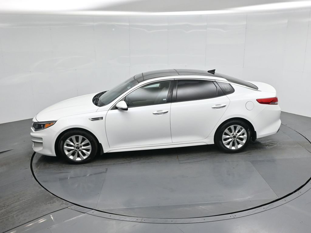 Used 2016 Kia Optima EX w/ Premium Package image 40