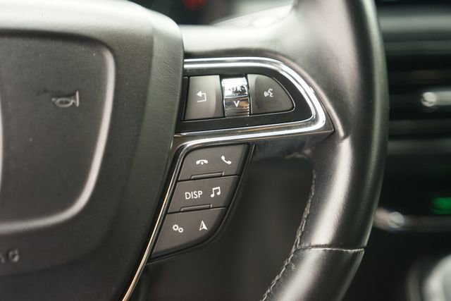 Used 2021 Lincoln Nautilus AWD w/ Equipment Group 101A image 23