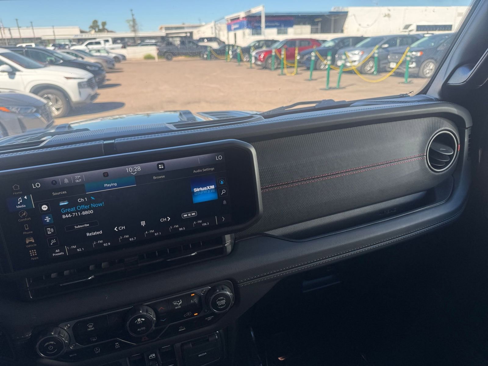 Used 2025 Jeep Wrangler Unlimited Rubicon image 35