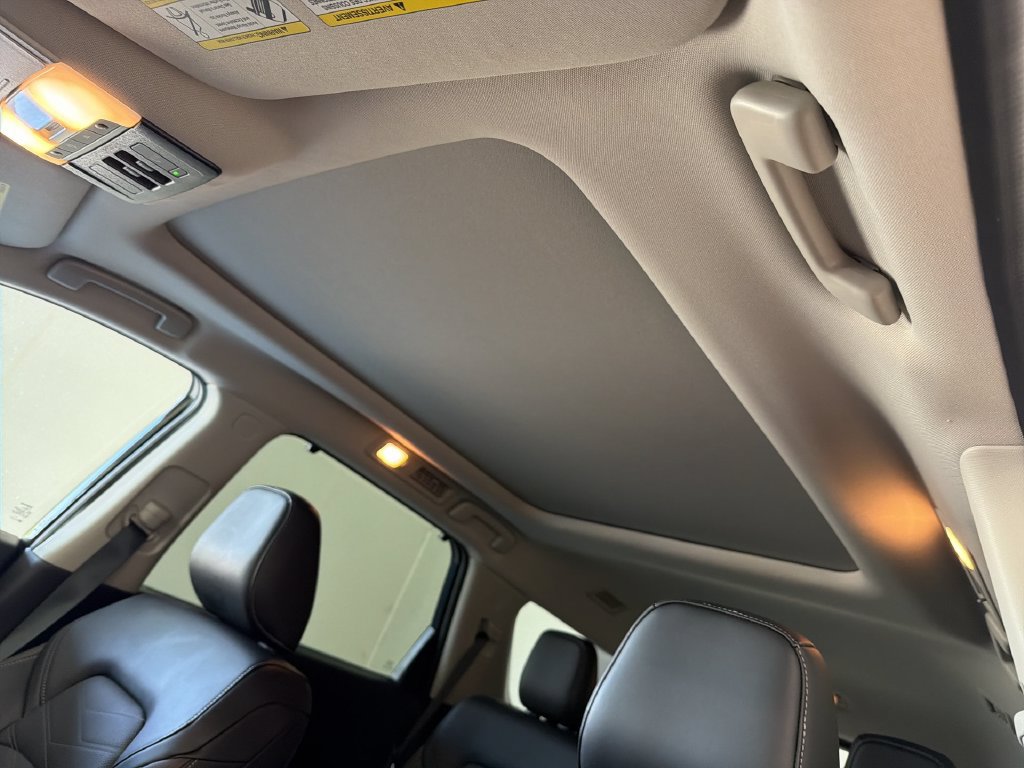 Certified 2025 Nissan Pathfinder Platinum w/ Cargo Package FWD image 28