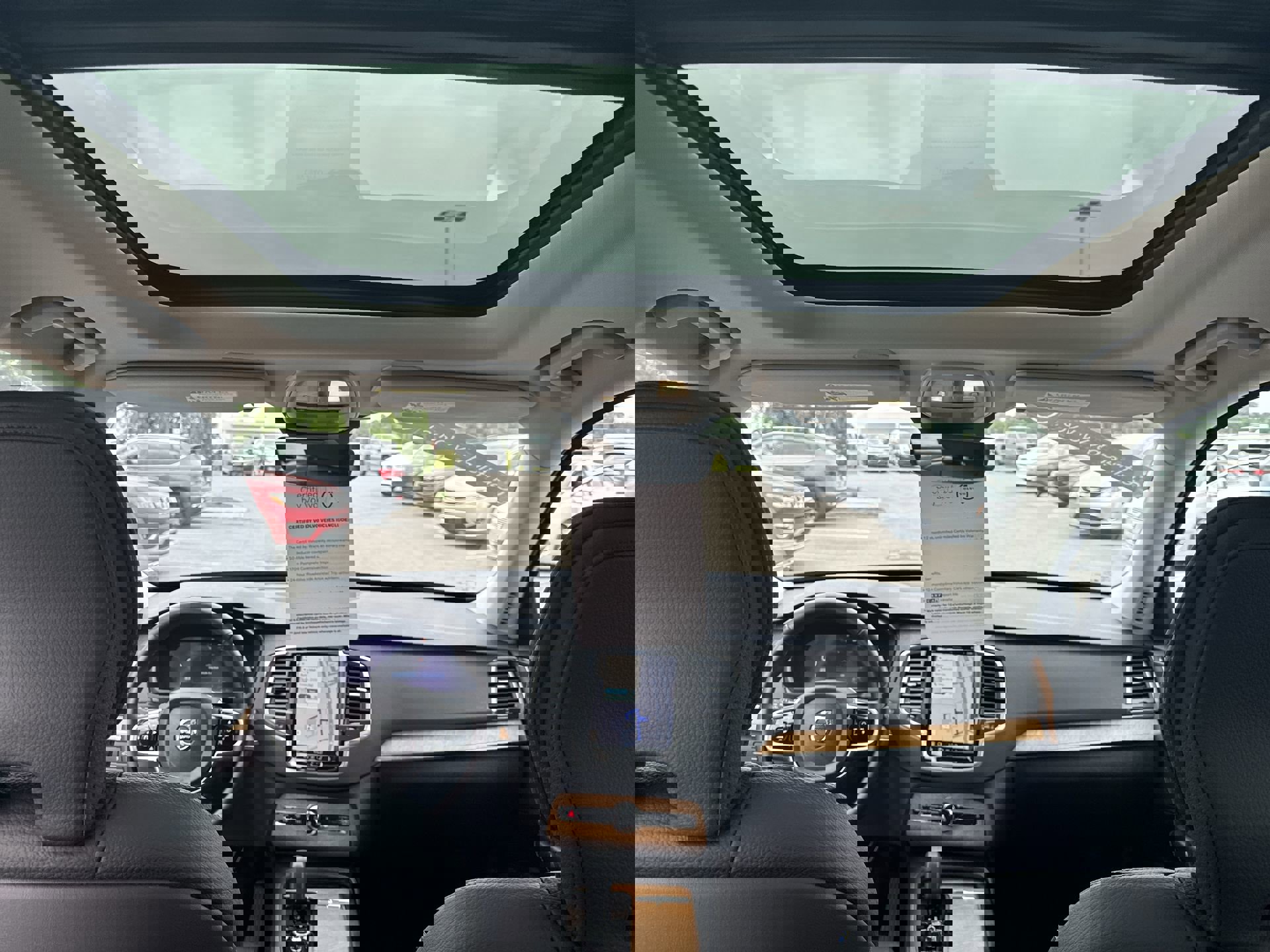 Used 2025 Volvo XC90 T8 Core w/ Protection Package Premier image 21