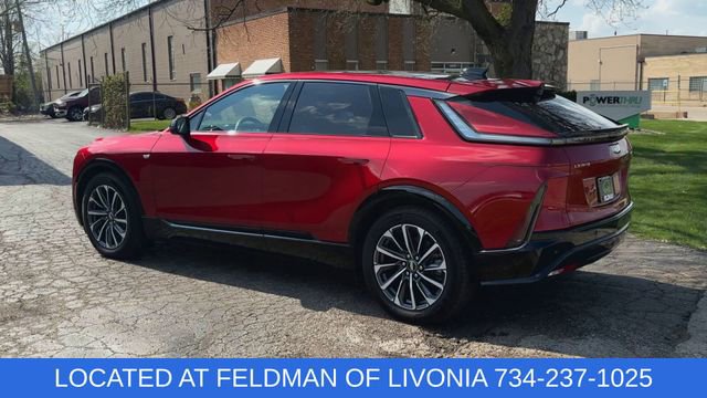 Used 2024 Cadillac Lyriq Sport w/ LPO, Floor Liner Package AWD/4WD image 6