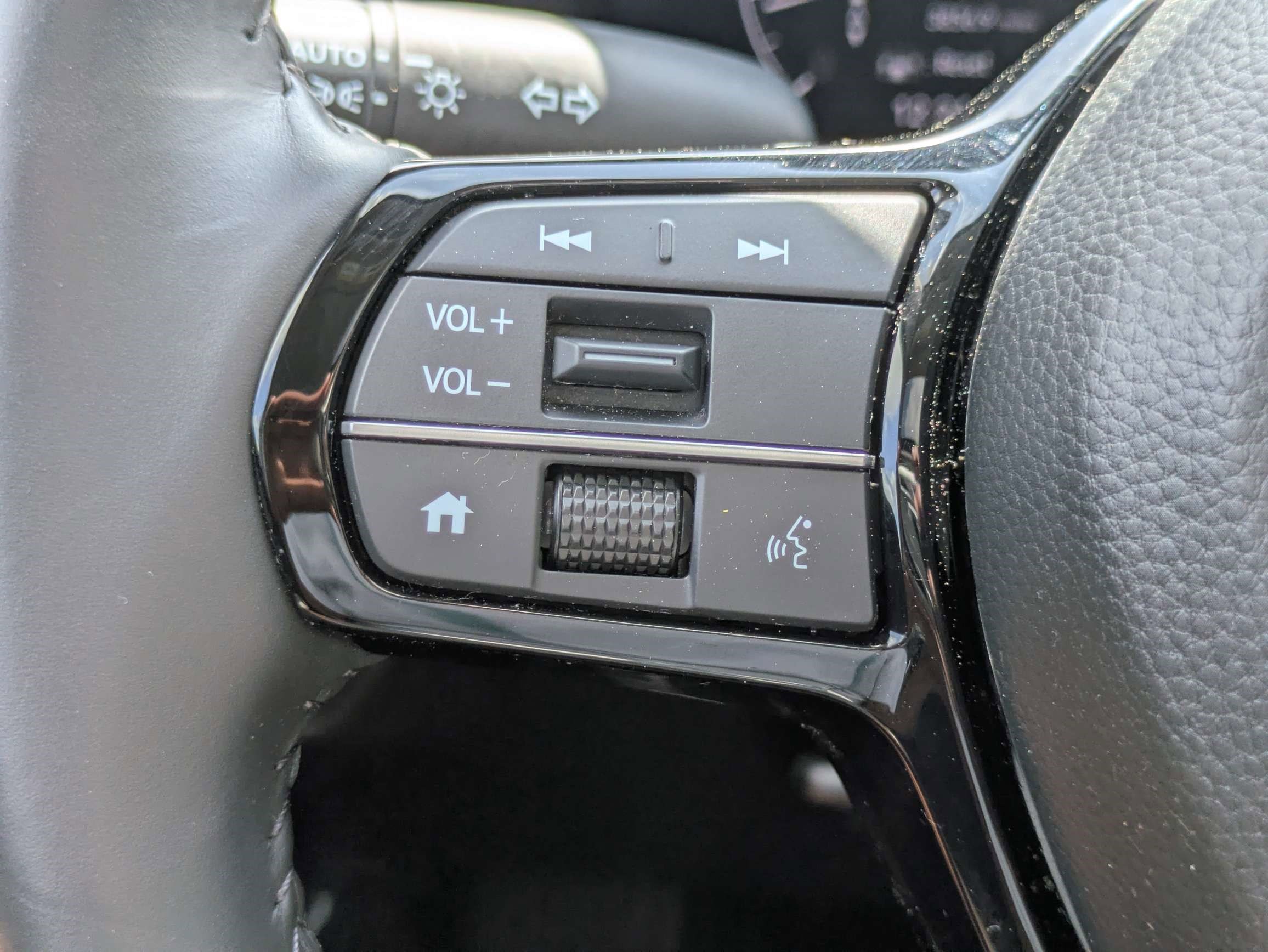 Certified 2024 Honda HR-V EX-L image 59