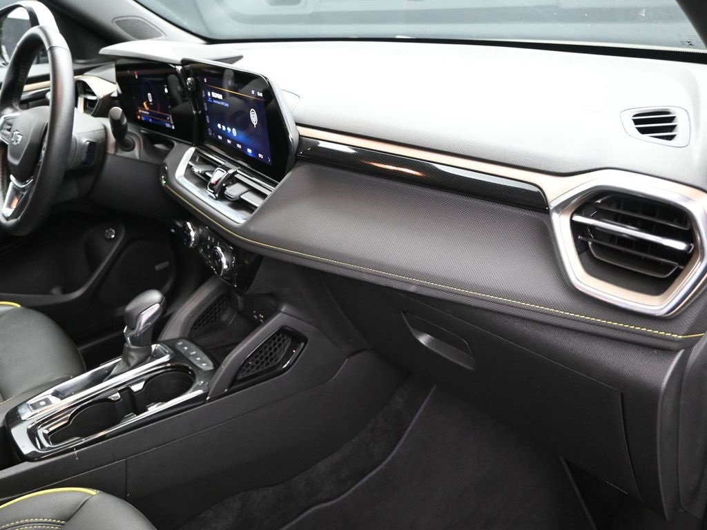 Used 2025 Chevrolet TrailBlazer ACTIV w/ Convenience Package image 24