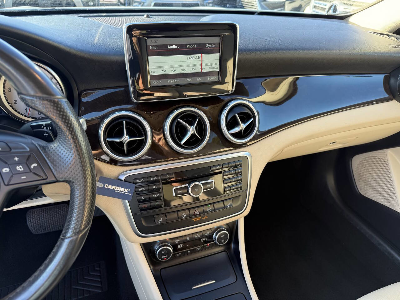 Used 2015 Mercedes-Benz GLA 250 image 15