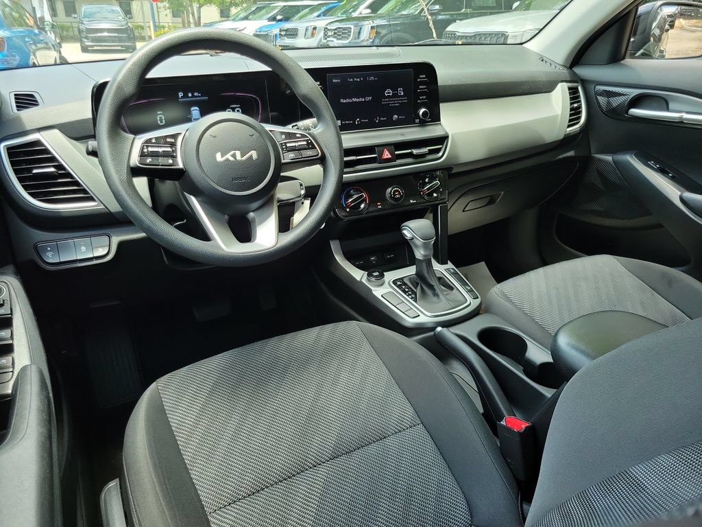 Certified 2024 Kia Seltos LX AWD/4WD image 13