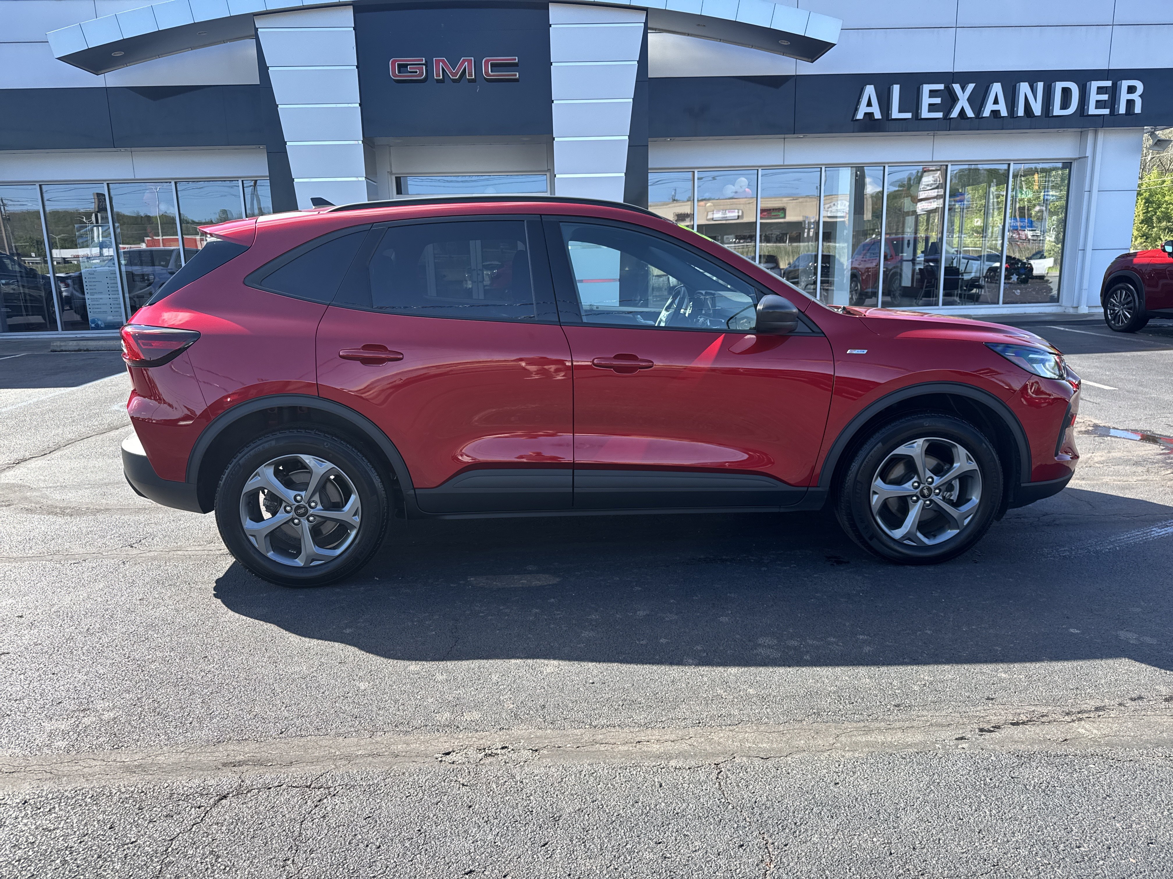 Used 2025 Ford Escape ST-Line AWD/4WD video 2