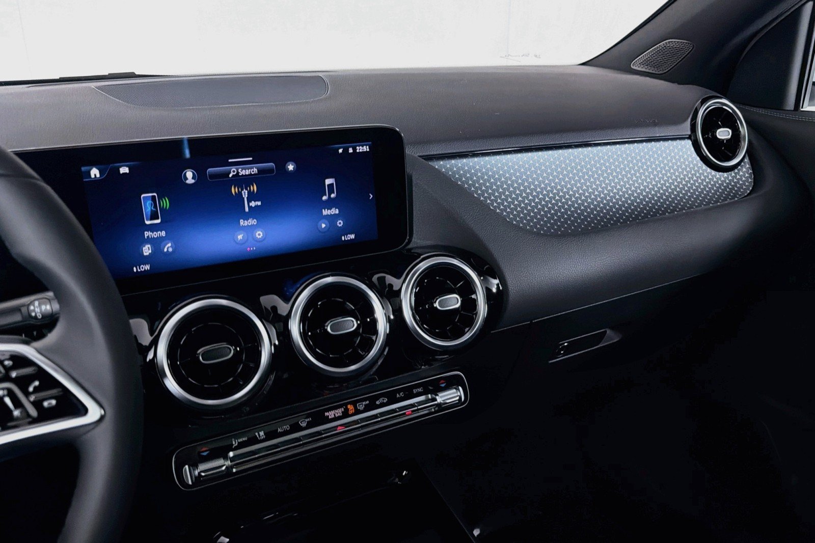 New 2026 Mercedes-Benz GLA 250 image 19