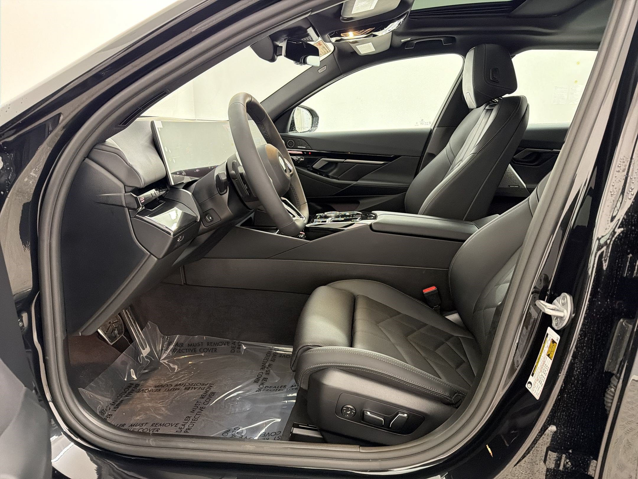 New 2026 BMW 530i w/ M Sport Package RWD image 5