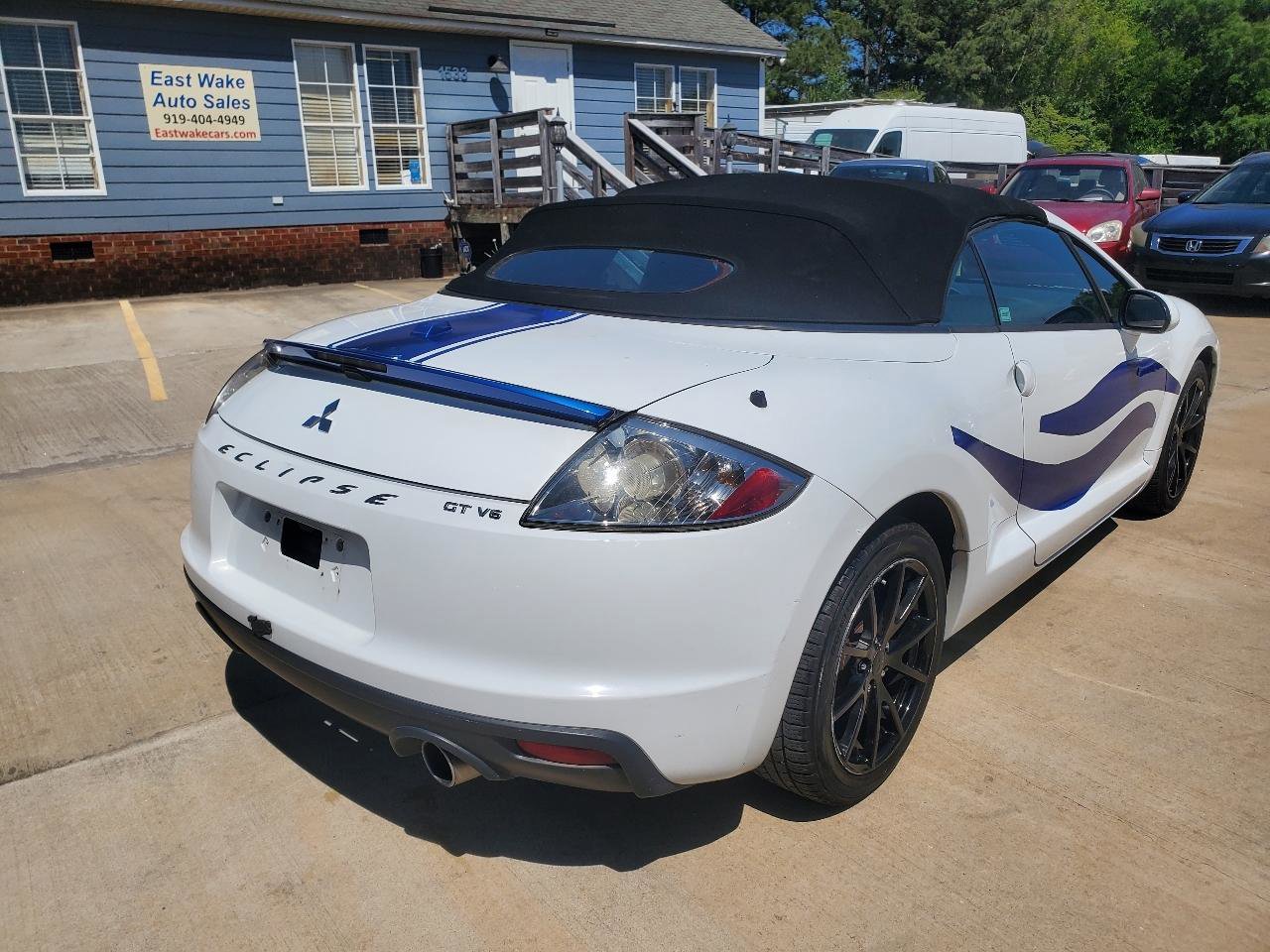 Used 2011 Mitsubishi Eclipse GT FWD image 8