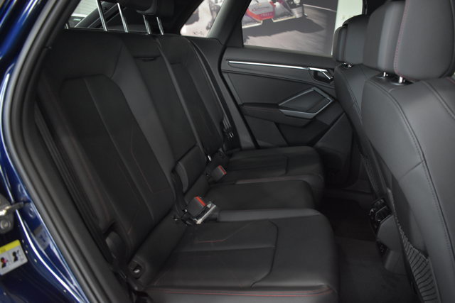 Used 2025 Audi Q3 2.0T Premium Plus w/ Premium Plus Package image 26