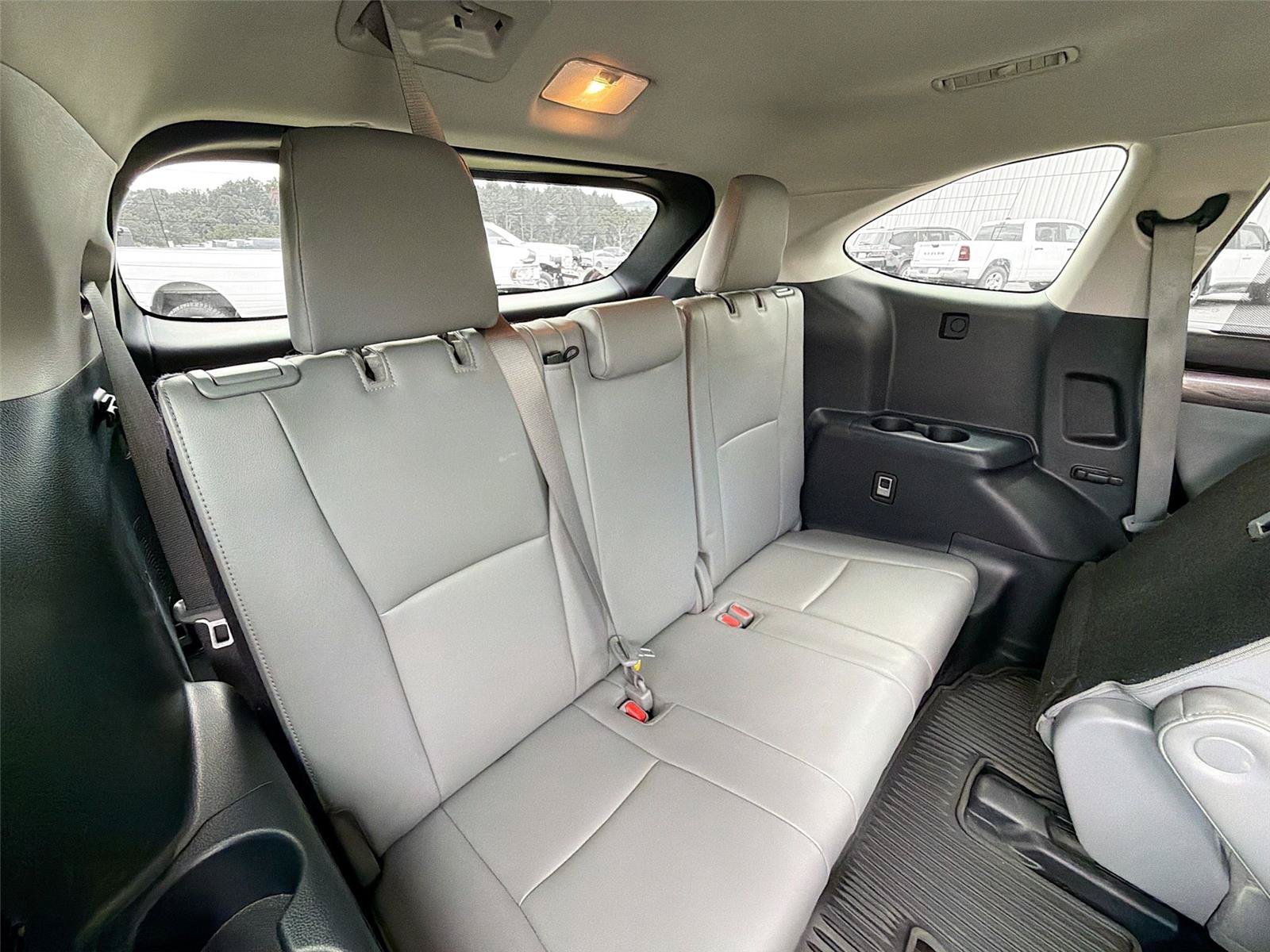 Used 2023 Toyota Highlander Limited AWD/4WD image 40