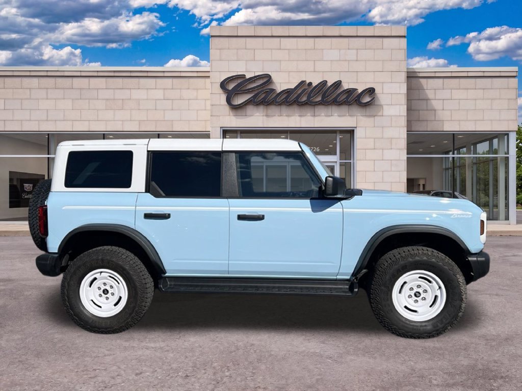 Used 2025 Ford Bronco Heritage Edition AWD/4WD image 4