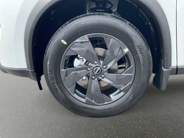 New 2026 Nissan Rogue SV w/ Cold Weather Package AWD/4WD image 10