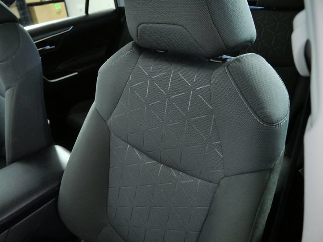 Used 2022 Toyota RAV4 XLE w/ Convenience Package AWD/4WD image 16