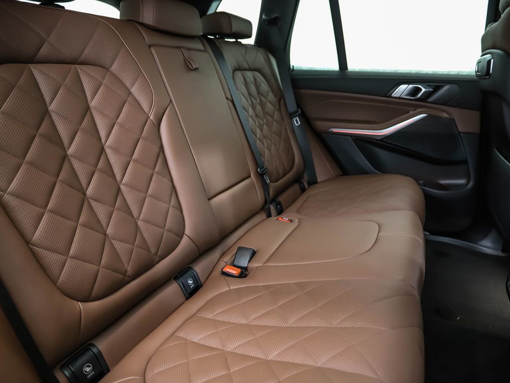 Certified 2024 BMW X5 xDrive40i w/ Parking Assistance Package image 26