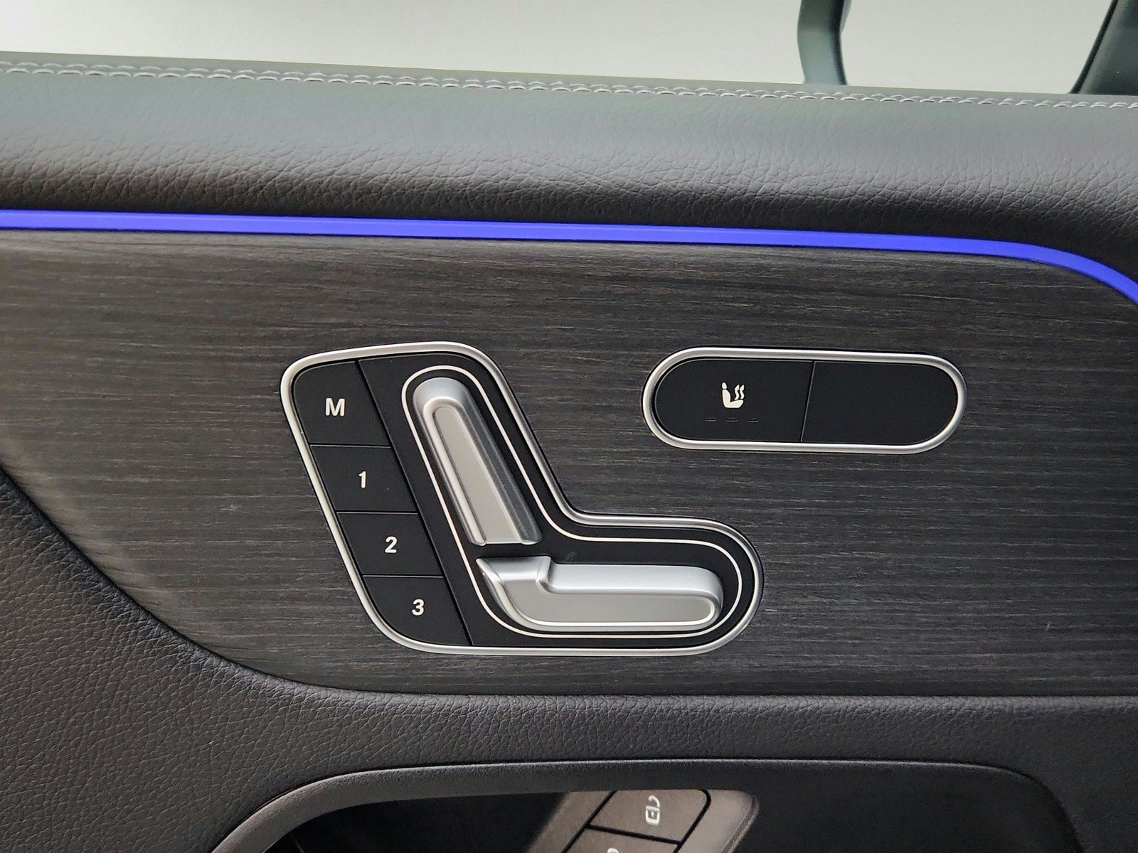 Used 2026 Mercedes-Benz GLB 250 image 29