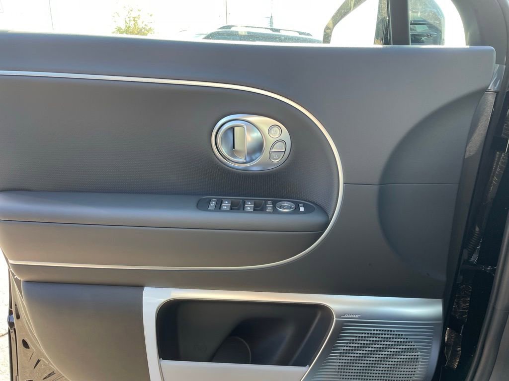 New 2026 Hyundai Ioniq 9 Calligraphy image 19