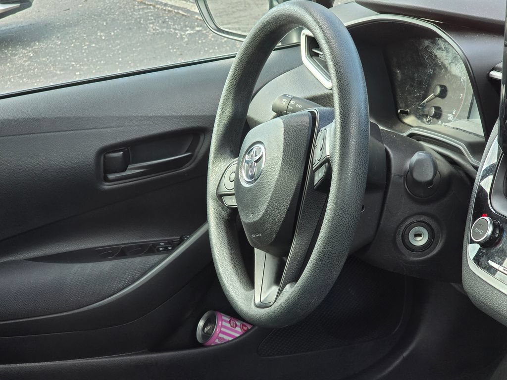 Certified 2025 Toyota Corolla LE FWD image 17
