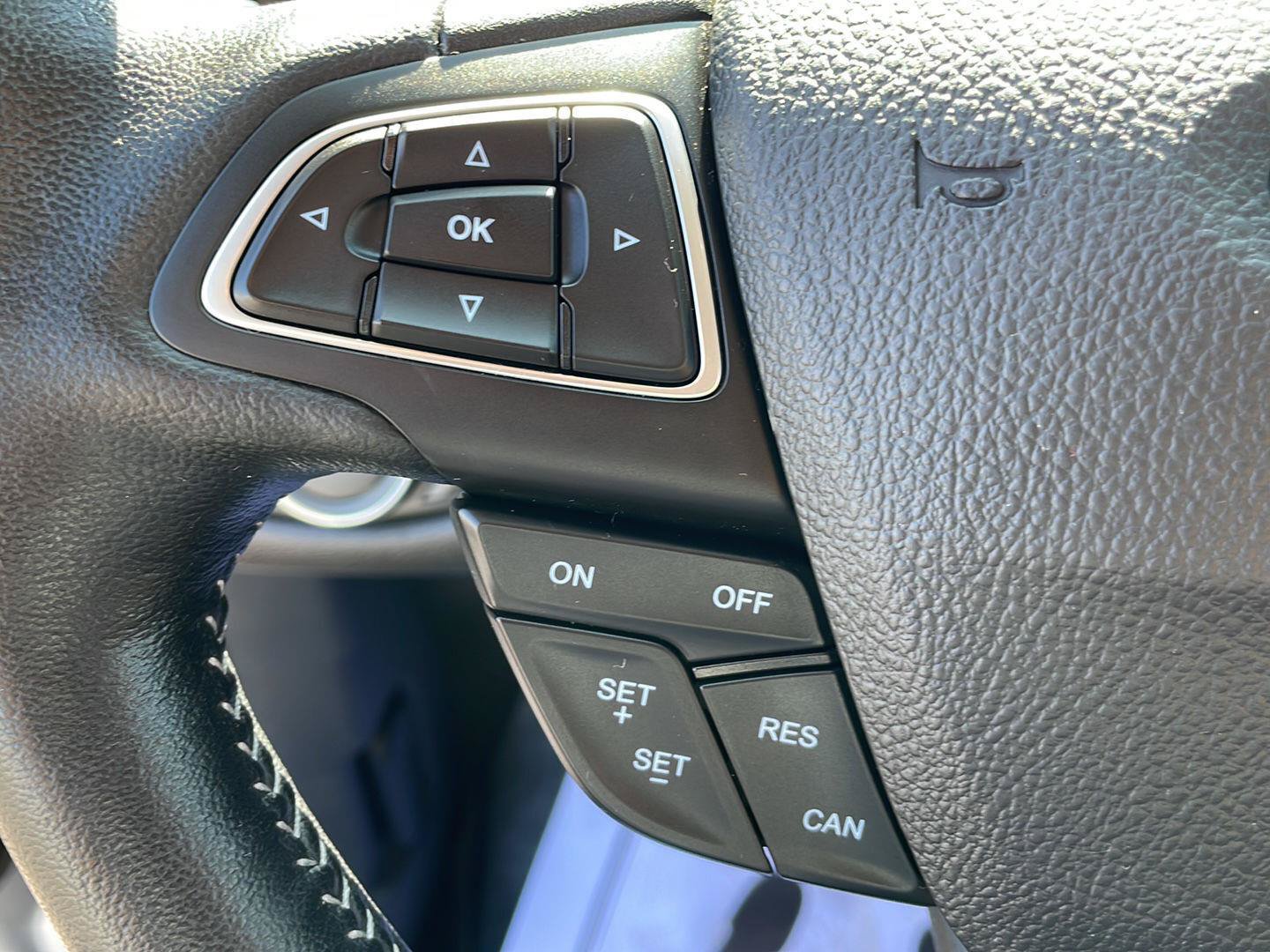 Used 2019 Ford Escape SE AWD/4WD image 15