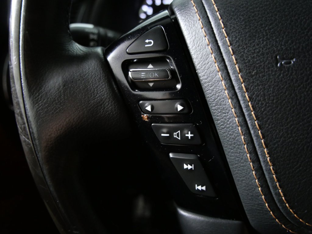 Used 2022 INFINITI QX80 Sensory w/ All-Season Package AWD/4WD image 26