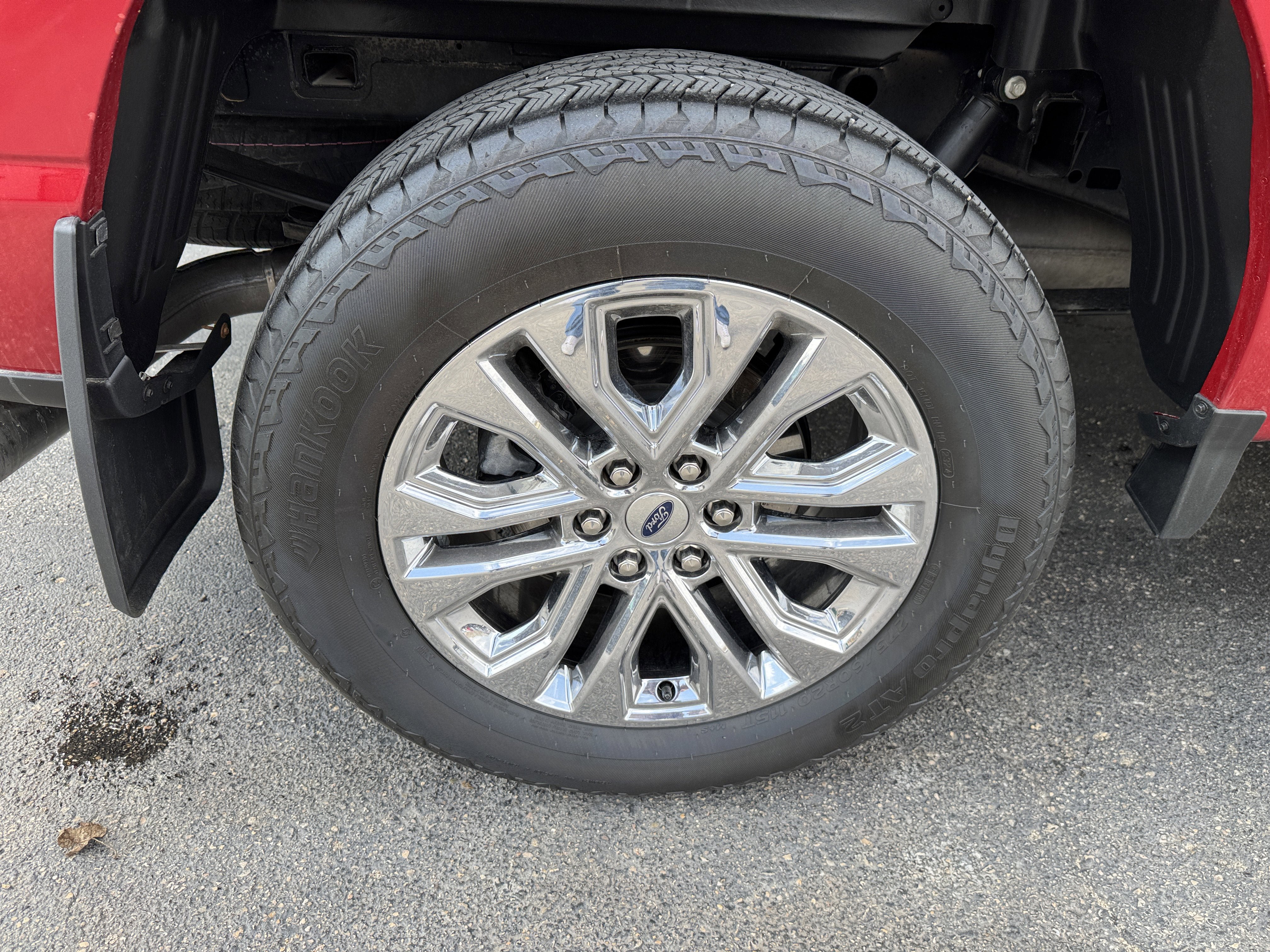 Used 2024 Ford F150 Lariat AWD/4WD image 39