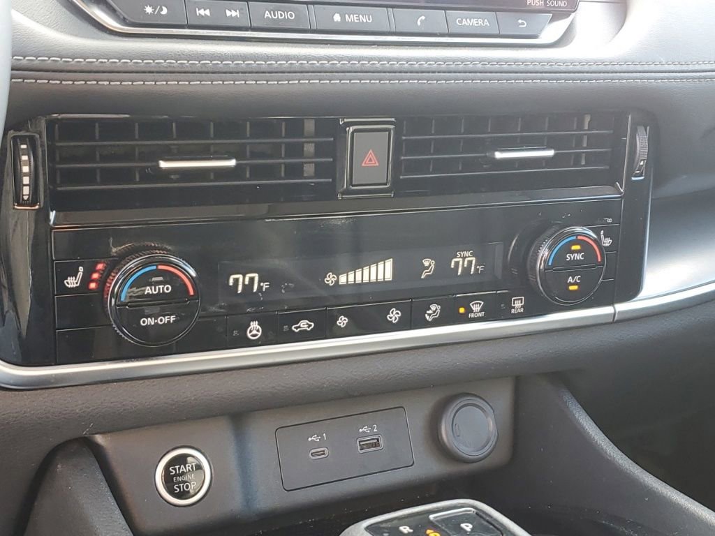 Used 2022 Nissan Rogue SV w/ SV Premium Package image 21