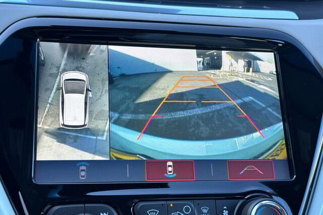 Used 2019 Chevrolet Bolt Premier w/ Infotainment Package image 16