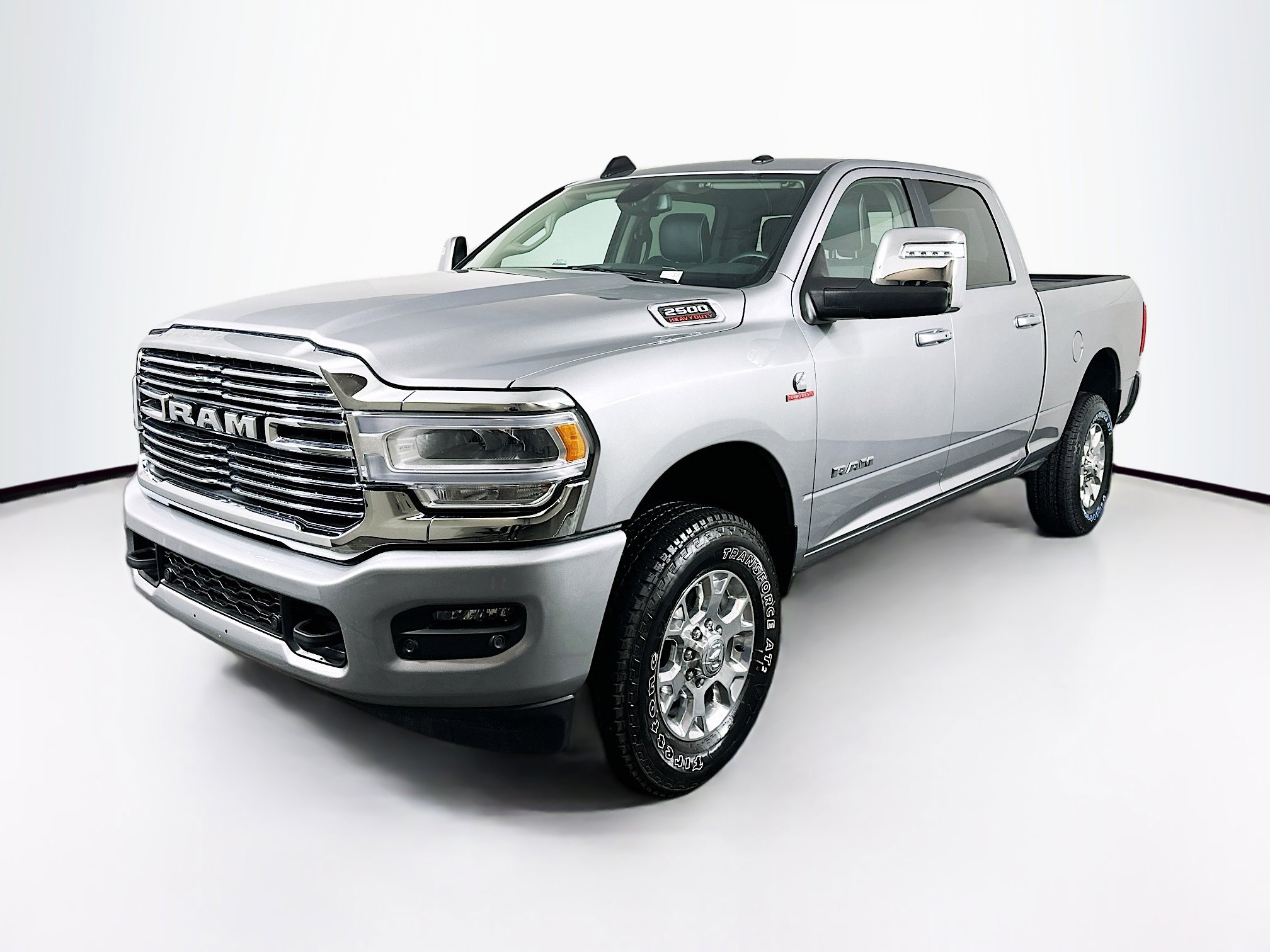 Used 2024 RAM 2500 Laramie image 3