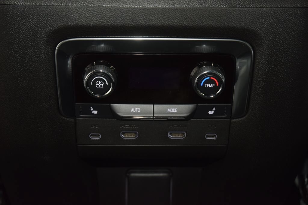 New 2026 Chevrolet Suburban Premier AWD/4WD image 45