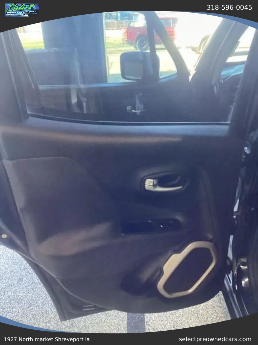 Used 2015 Jeep Renegade Limited w/ Safety & Security Group I FWD image 8