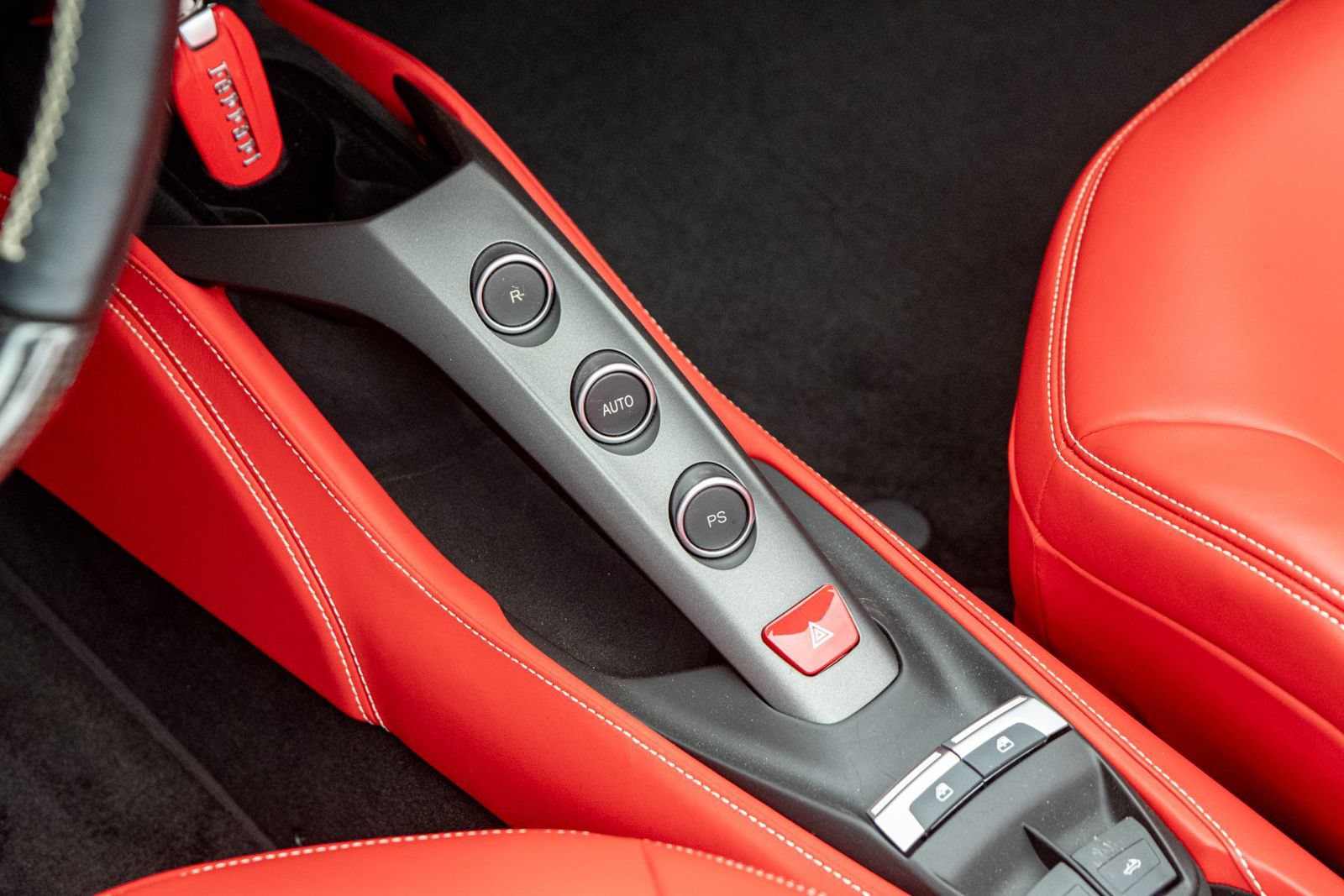 Used 2019 Ferrari 488 Spider RWD image 28