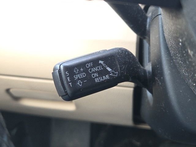 Used 2013 Volkswagen CC Sport Plus FWD image 38