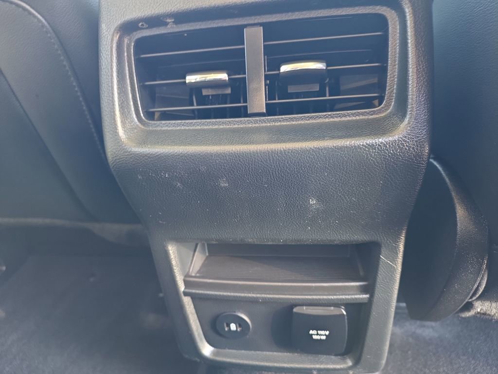 Used 2024 Ford Edge SEL w/ Convenience Package image 35