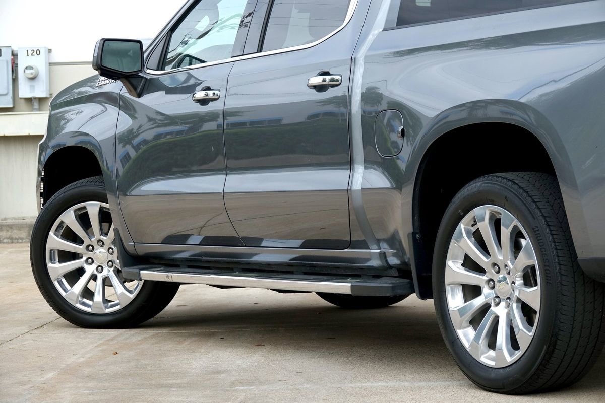 Used 2020 Chevrolet Silverado 1500 High Country AWD/4WD image 32