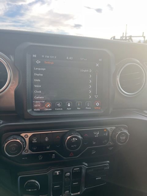 Used 2019 Jeep Wrangler Unlimited Sahara image 48