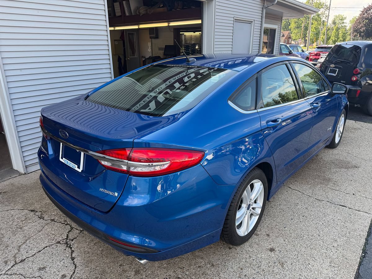 Used 2018 Ford Fusion S FWD image 3