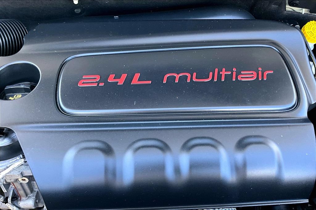 Certified 2016 Jeep Renegade Trailhawk AWD/4WD image 31