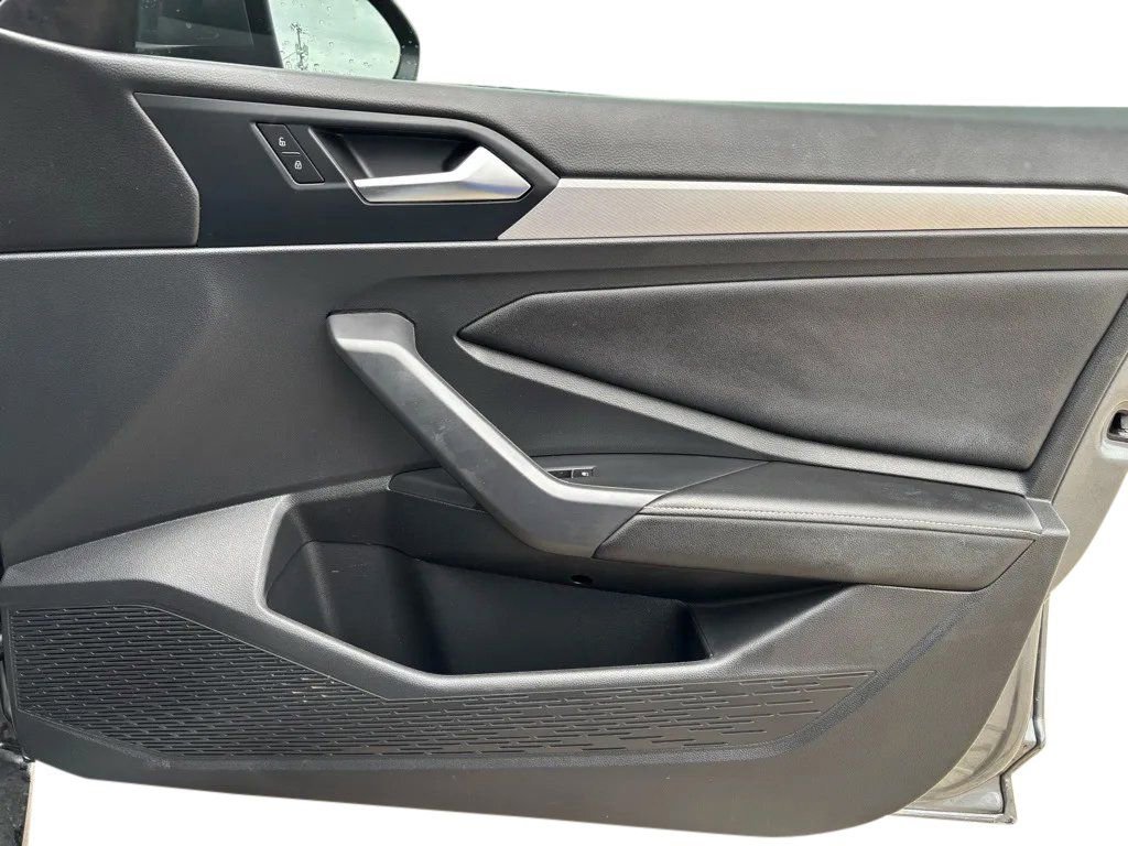 Used 2022 Volkswagen Jetta S image 27