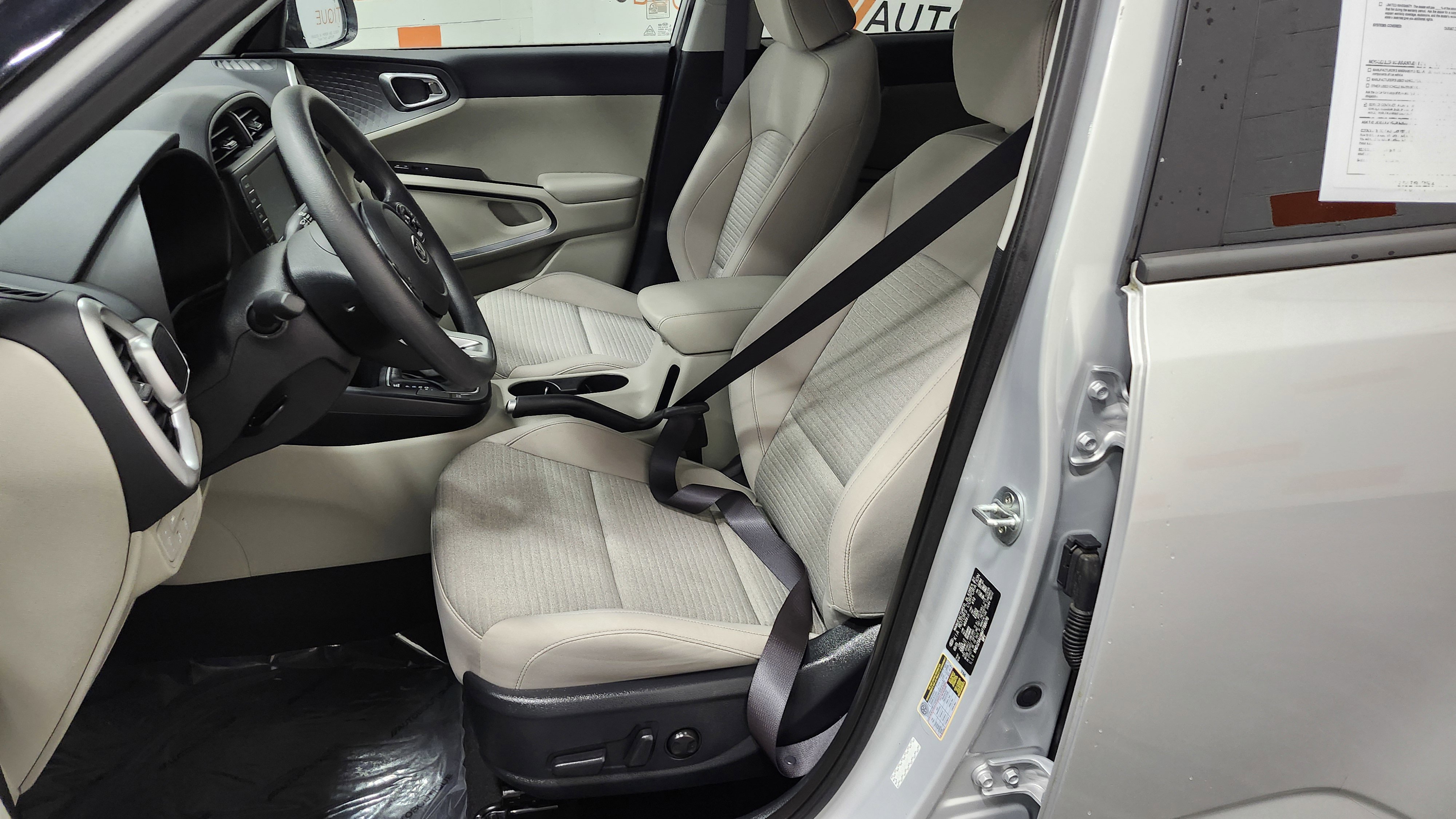 Used 2021 Kia Soul S image 21