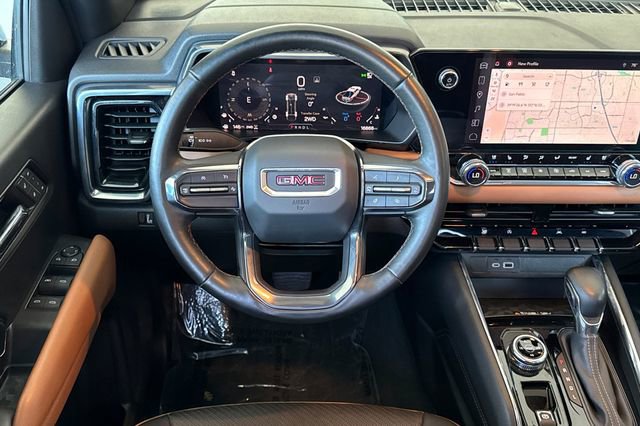 Used 2024 GMC Canyon AT4 w/ AT4 Premium Package image 16