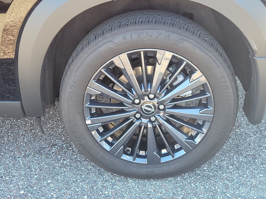 Used 2026 Nissan Pathfinder SL w/ SL Premium Package FWD image 5