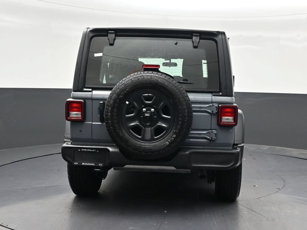 Used 2026 Jeep Wrangler Unlimited Sport AWD/4WD image 4