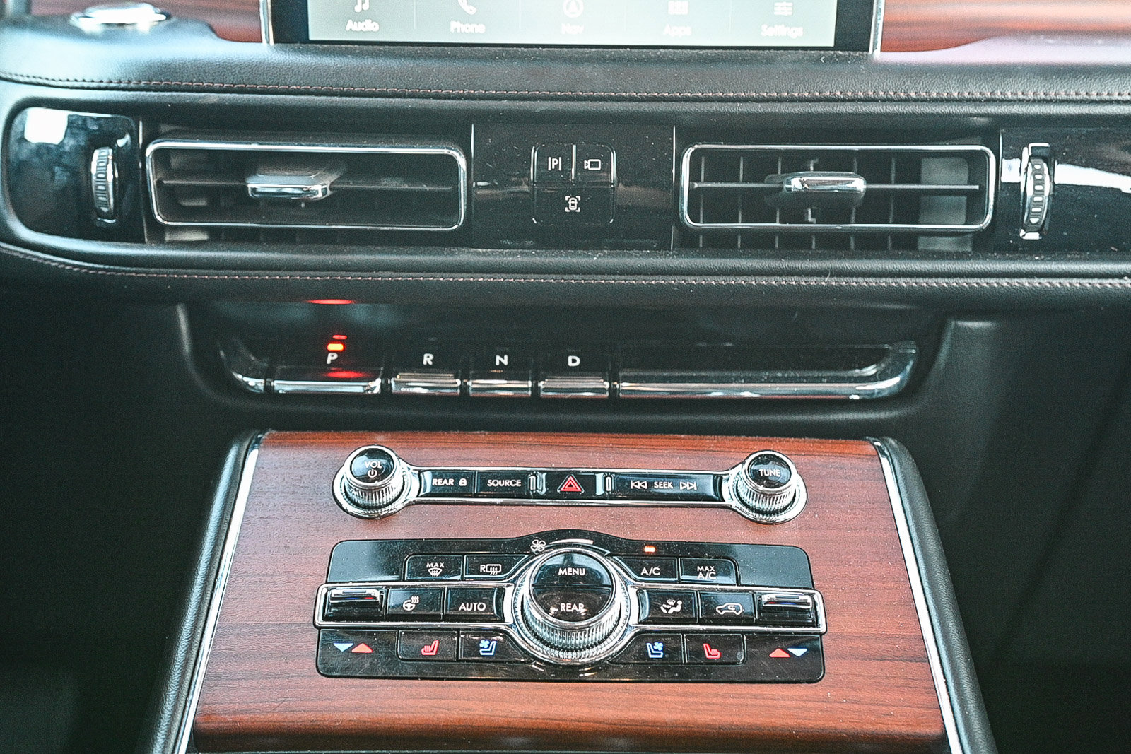 Used 2023 Lincoln Aviator Reserve w/ Elements Package Plus image 15