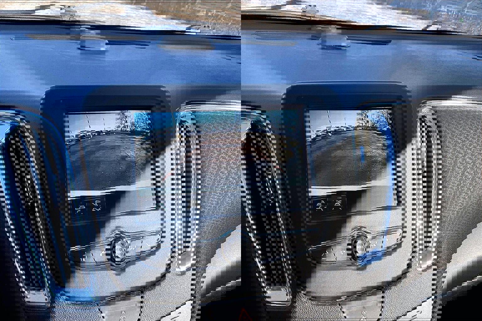 Used 2018 Chevrolet Malibu LT image 22